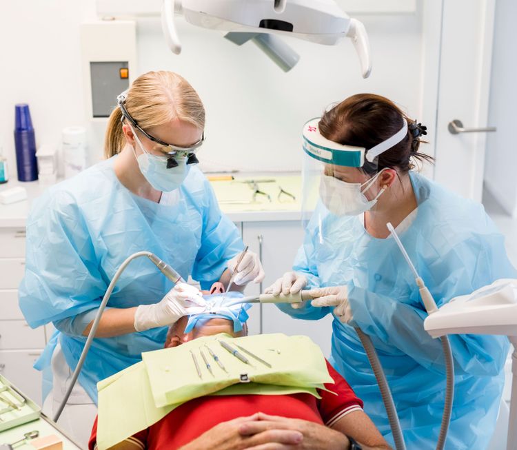 Dentius behandeling door tandarts